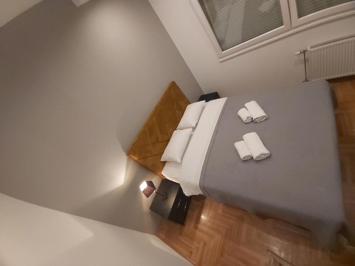 Apartment Nikirent Banja Luka Eksteriør bilde